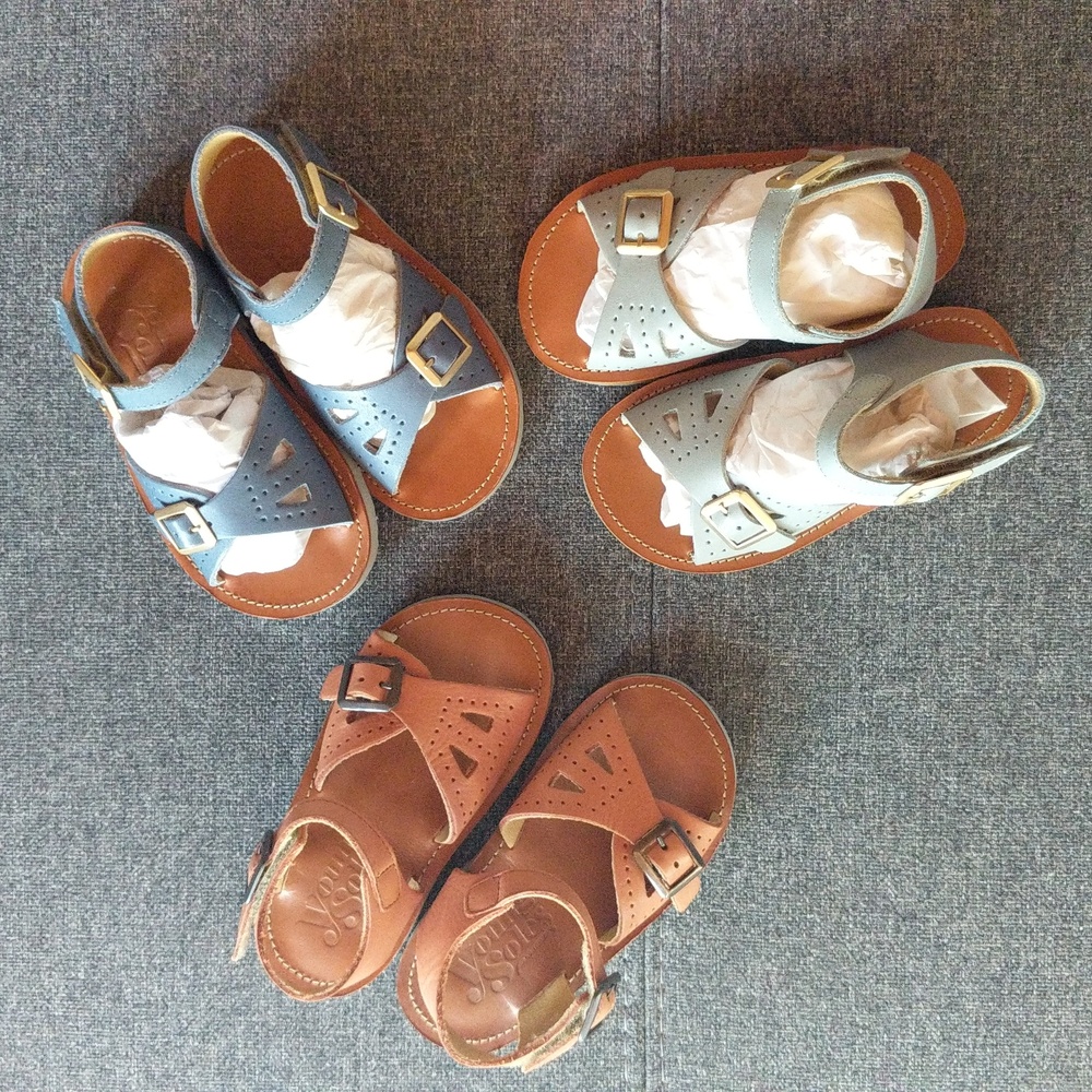 NWT Young Soles Plearl Ocean Open-Toe Kids Sandals